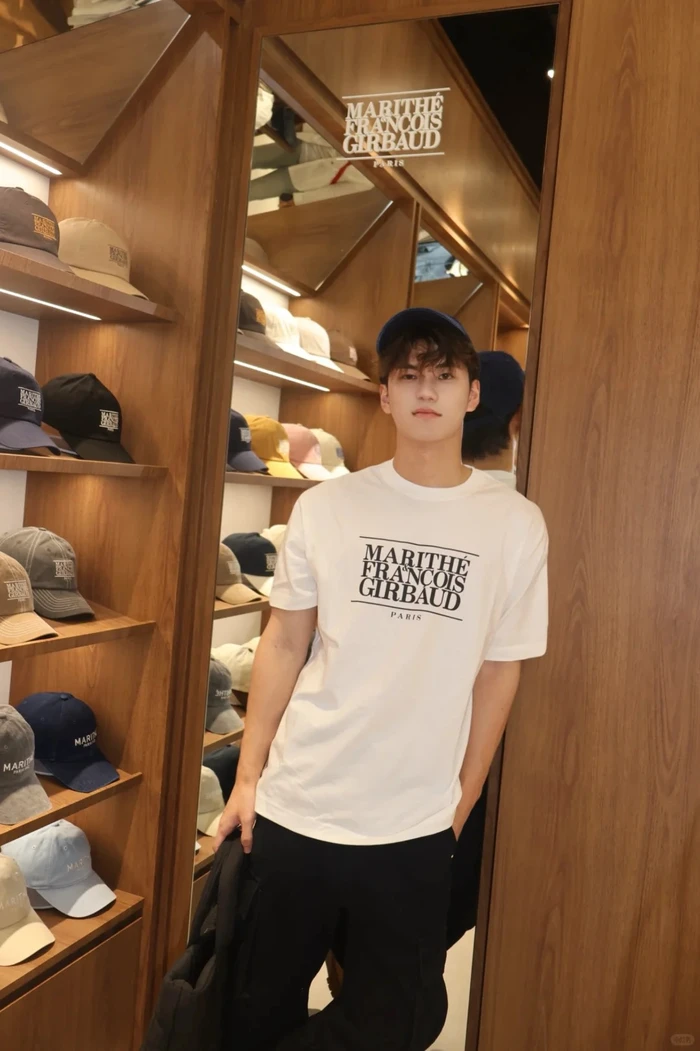 ÁO PHÔNG MARITHÉ CHÍNH HÃNG - MARITHÉ+FRANҪOIS GIRBAUD - W CLASSIC LOGO TEE - Ảnh 9